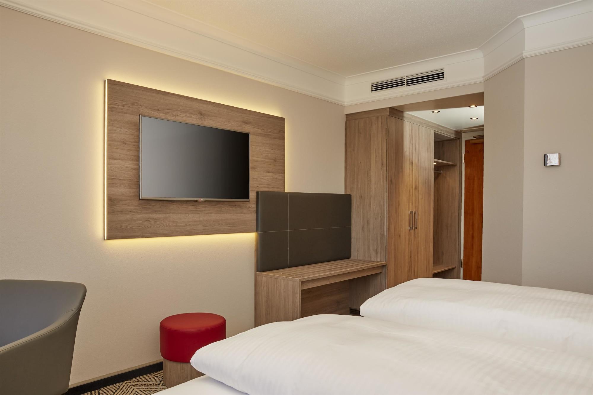 H4 Hannover Messe Hotel 4*