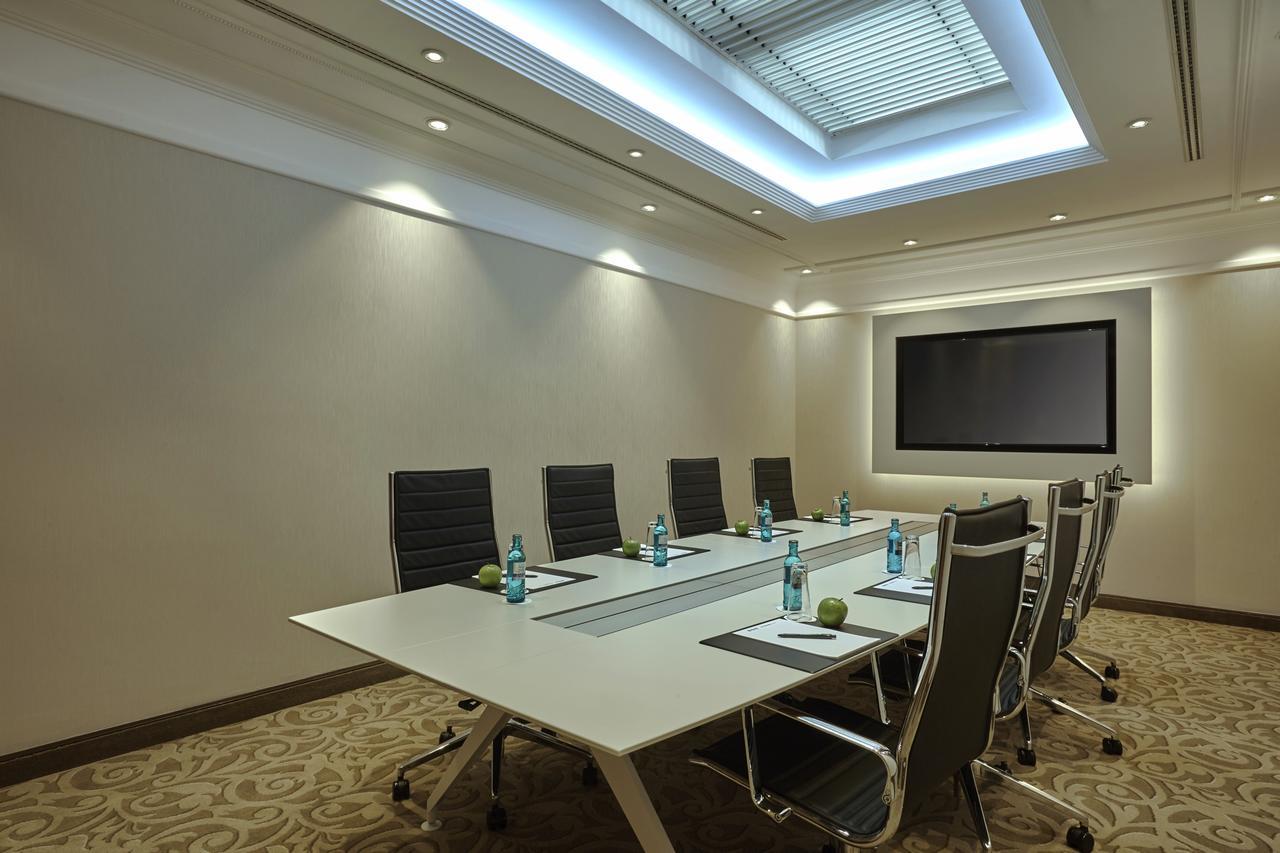 Hotel H4 Hannover Messe 4*