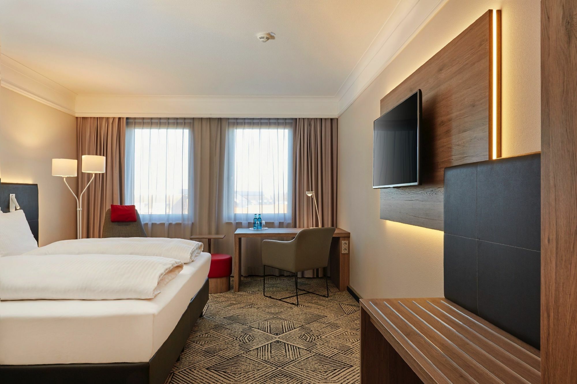 Hotel H4 Hannover Messe 4*